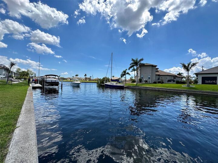 Property Photo:  5011 Almar Drive  FL 33950 