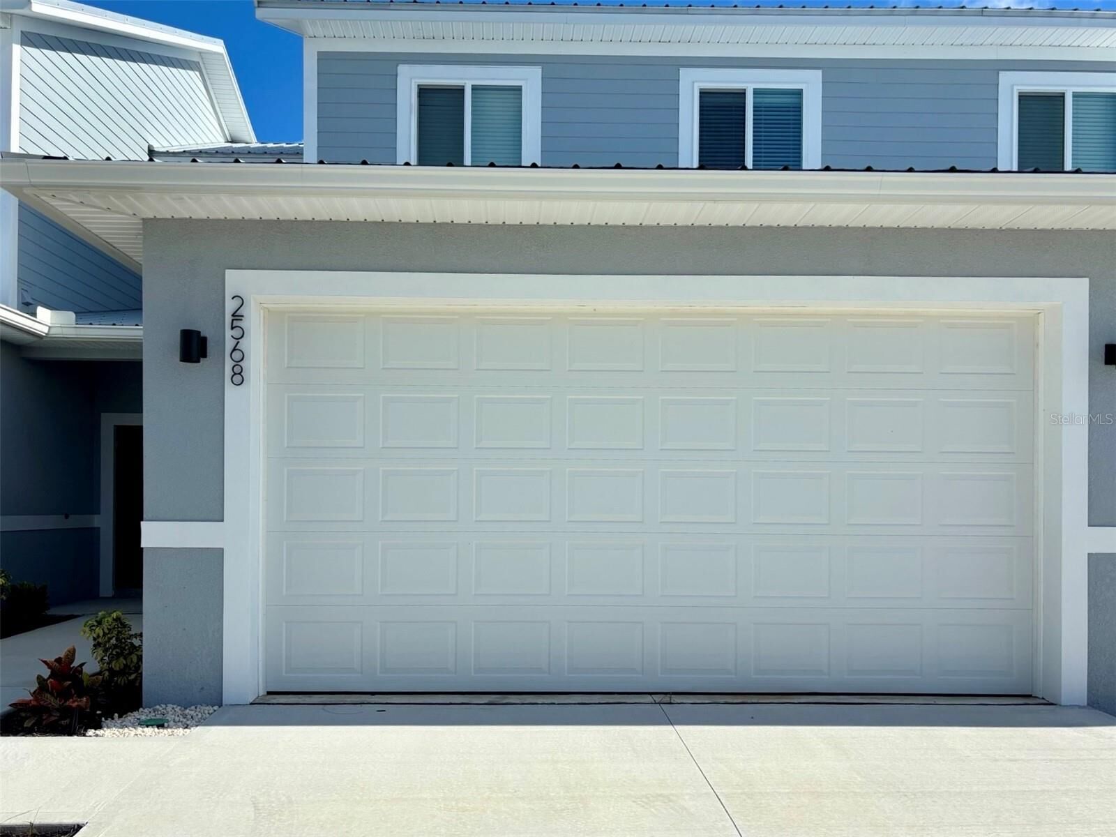 Property Photo:  2568 Pine Place  FL 33881 