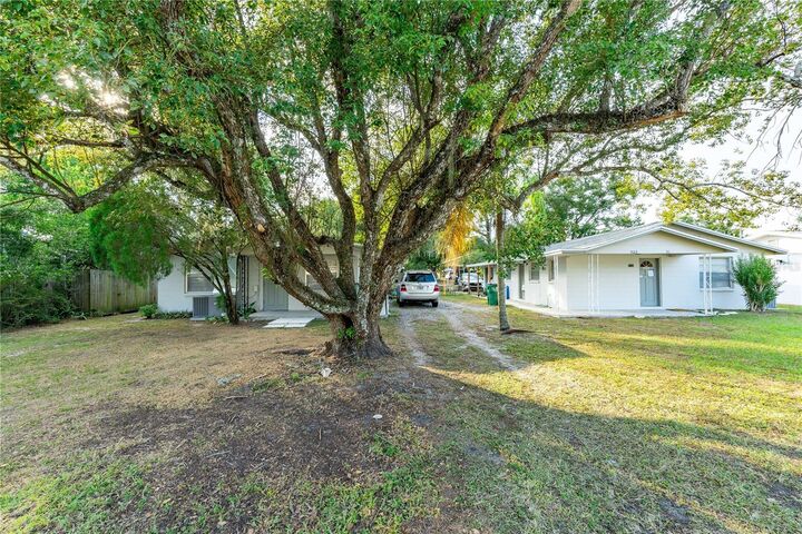 Property Photo: 5123 17th Street FL 33542
