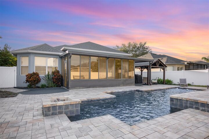 Property Photo:  1507 Baccarat Court  FL 32771 