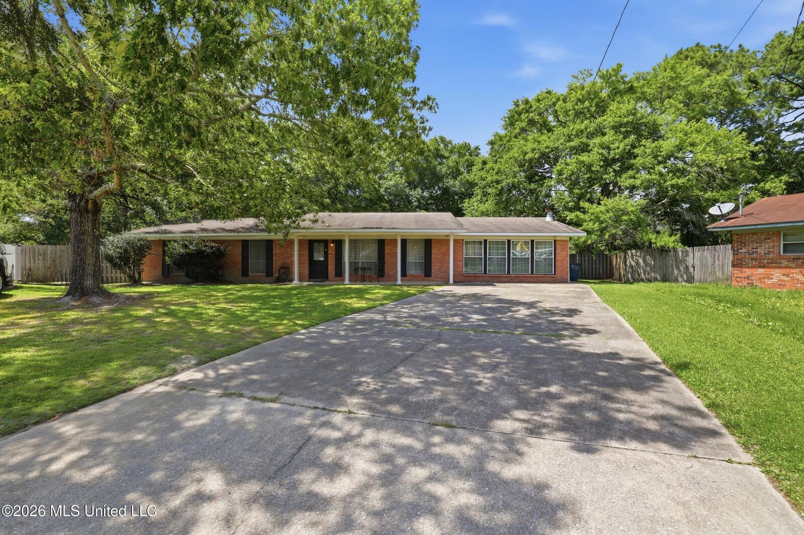 Property Photo:  4221 Londontown Road  MS 39581 
