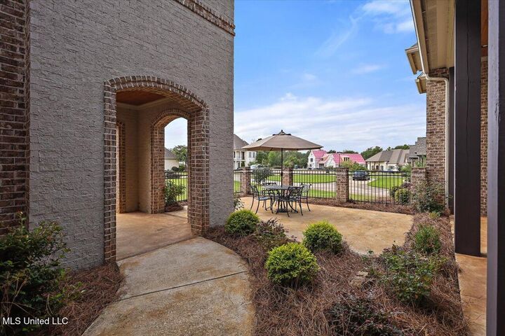 Property Photo:  213 Ironwood Plantation Boulevard  MS 39110 