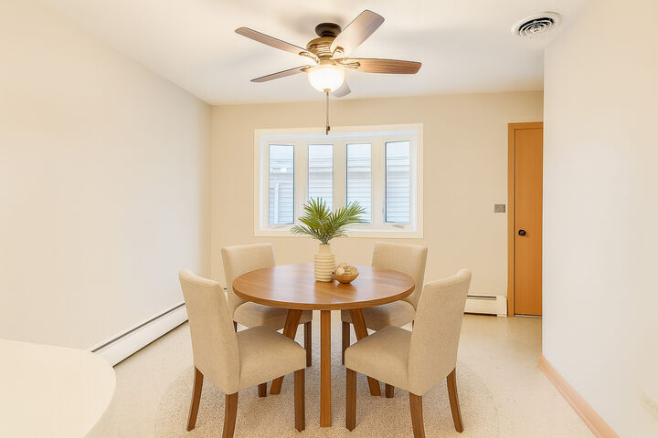 Property Photo: 4900 N Ridgewood Avenue IL 60706