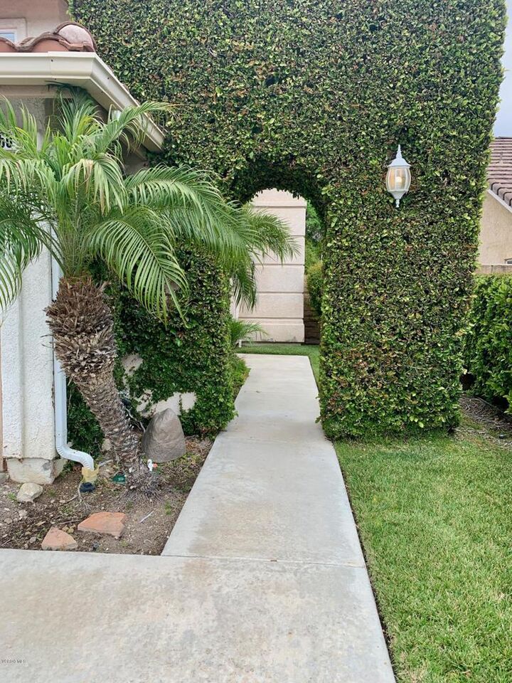 Property Photo: 2760 Irongate Place CA 91362