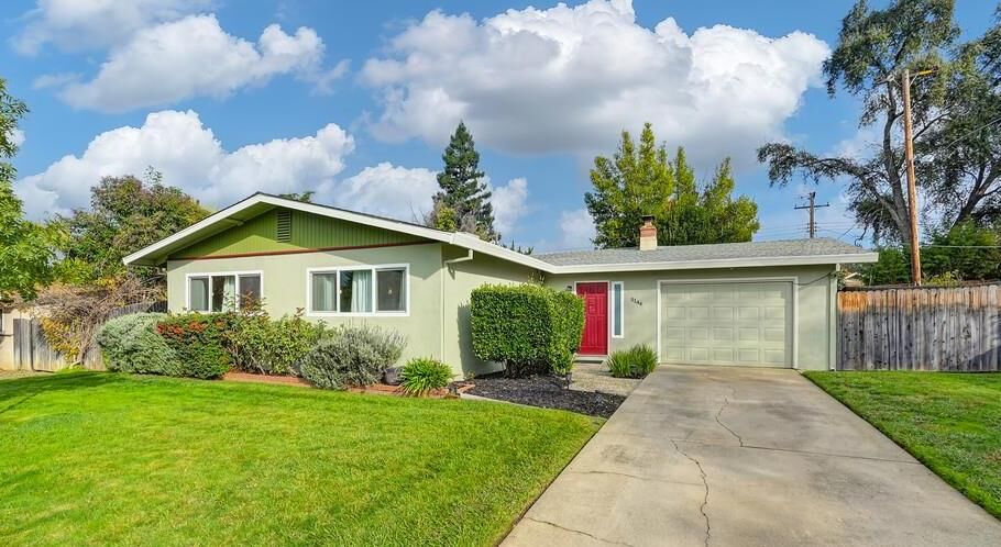 Property Photo:  5144 Kauai Way  CA 95628 