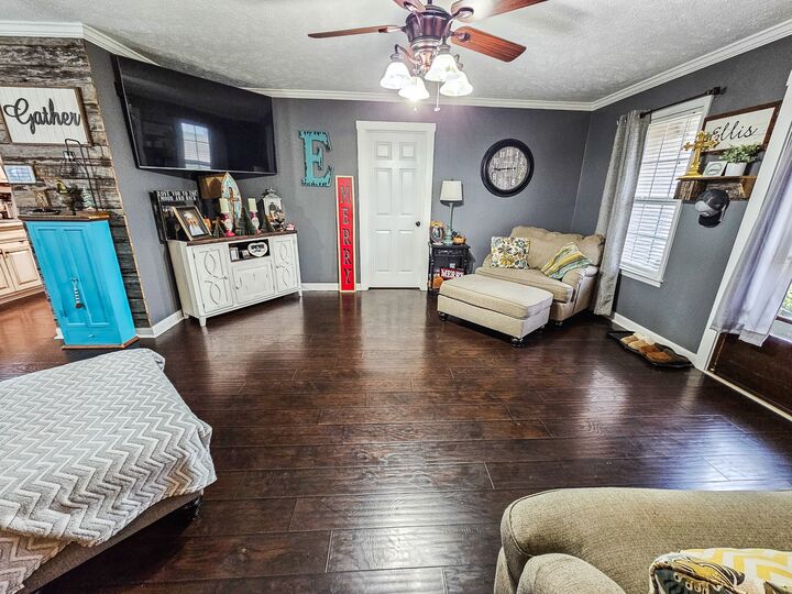 Property Photo: 16 Volunteer Rd TN 37144