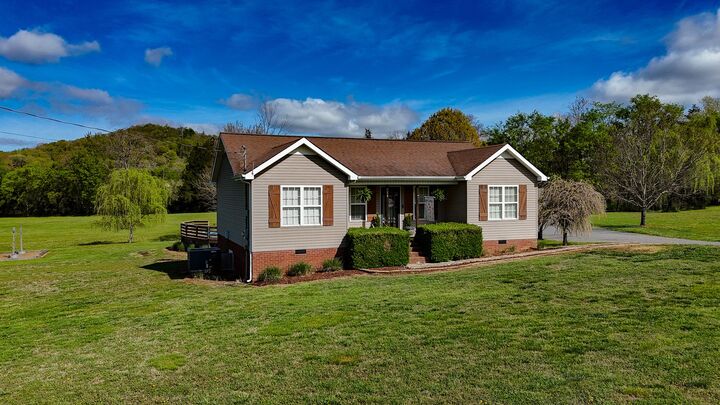 Property Photo: 16 Volunteer Rd TN 37144