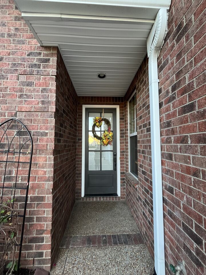 Property Photo:  1009 Larkwood Dr  TN 37076 