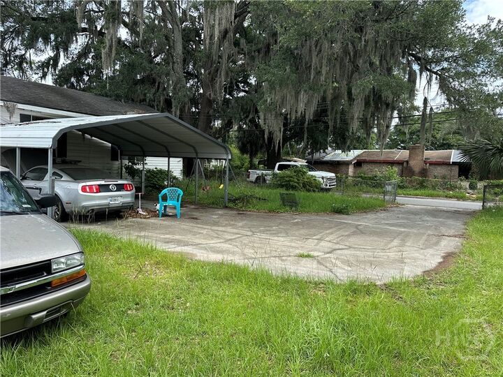 Property Photo: 207 Godsells Street GA 31405