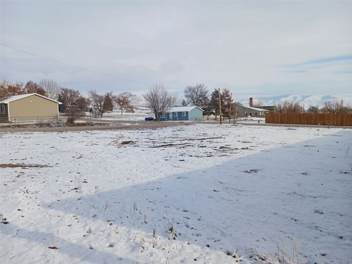 Property Photo:  315 North Road  MT 59845 