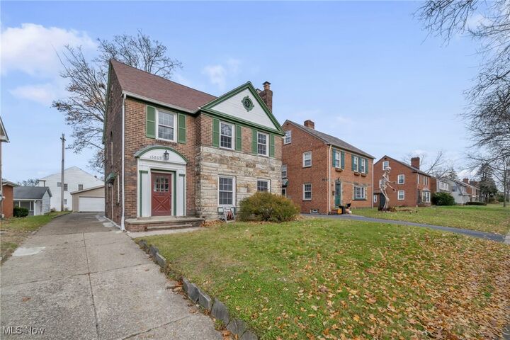 Property Photo:  16809 Scottsdale Boulevard  OH 44120 