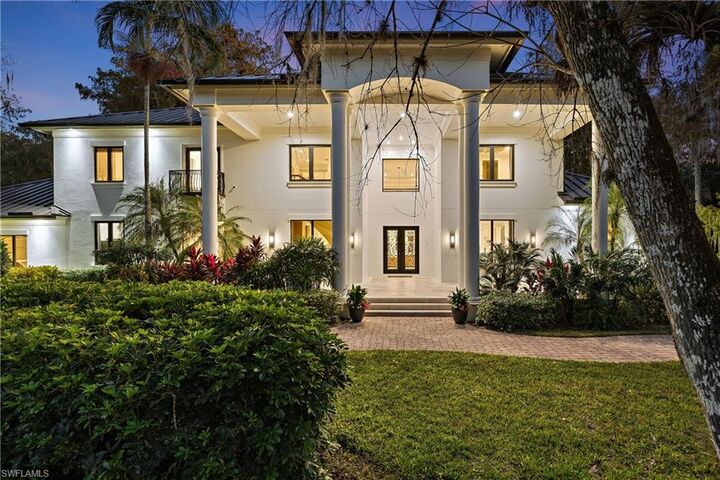 Property Photo: 4260 15th Ave SW FL 34116