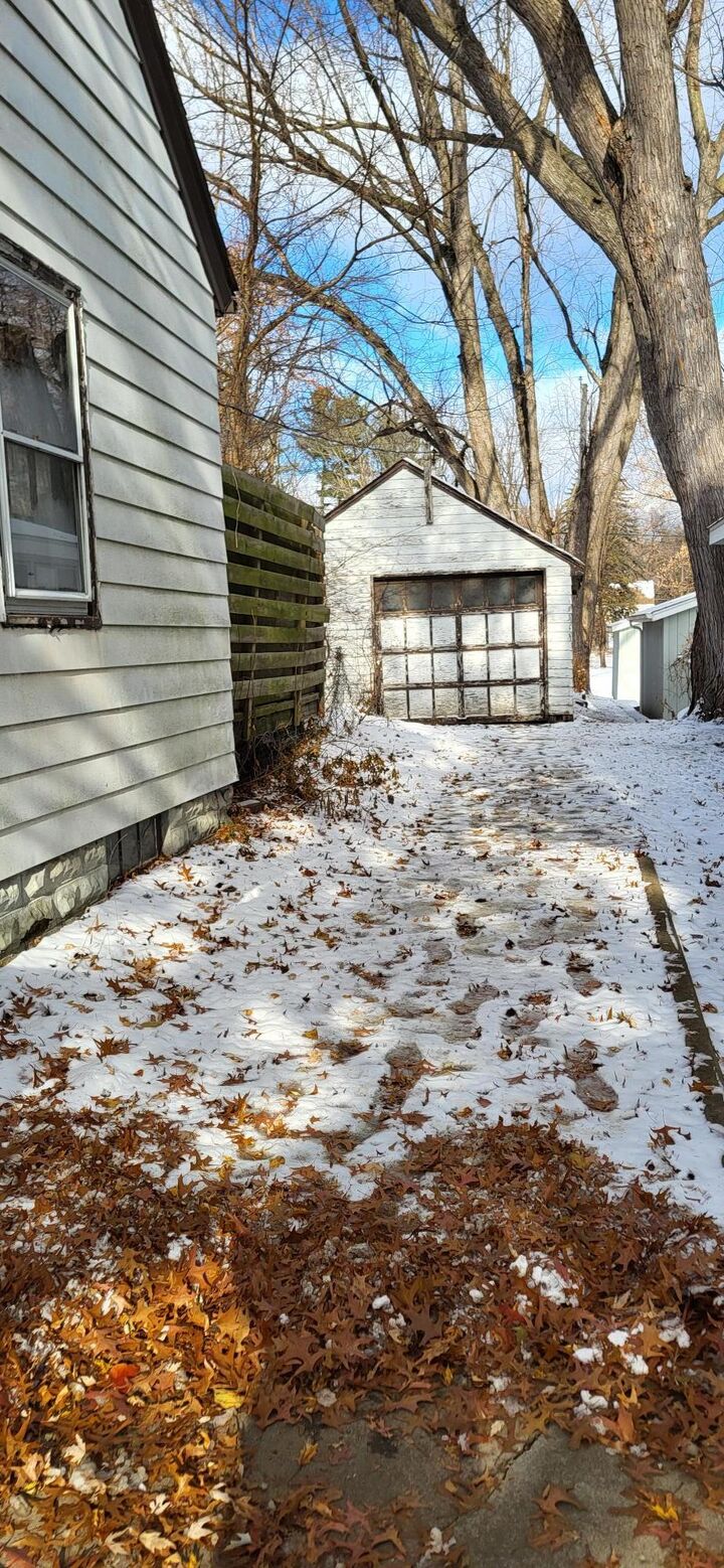 Property Photo: 1939 5th Street E MN 55119