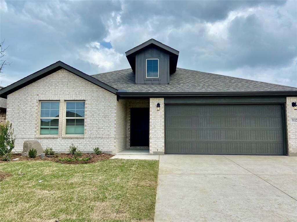 Property Photo:  5112 Valley Forge Drive  TX 76207 