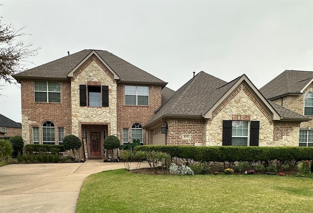 Property Photo:  819 Shady Meadow Drive  TX 75077 