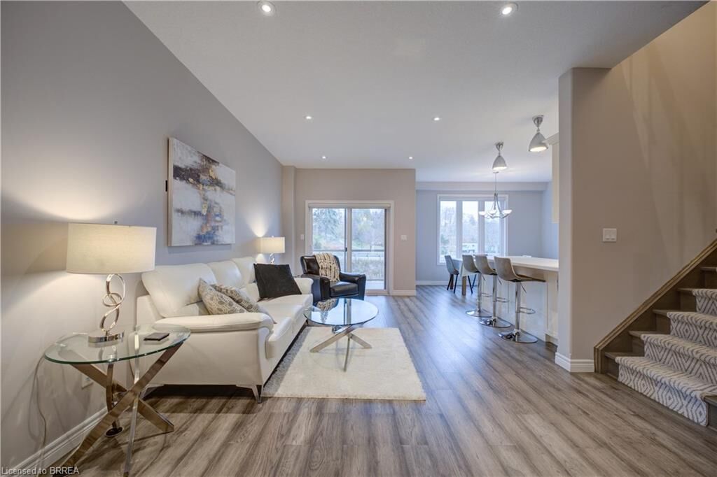 Property Photo: 5 Old Hamilton Road 2 ON N0A 1N0