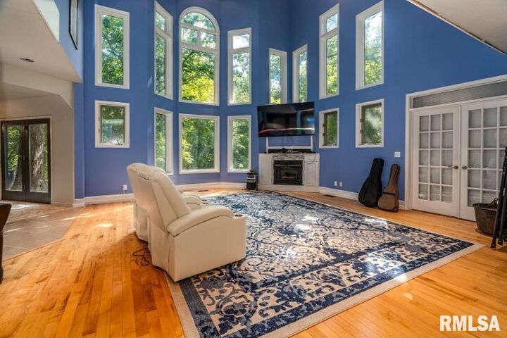 Property Photo:  412 Wagon Wheel Road  IL 62901 