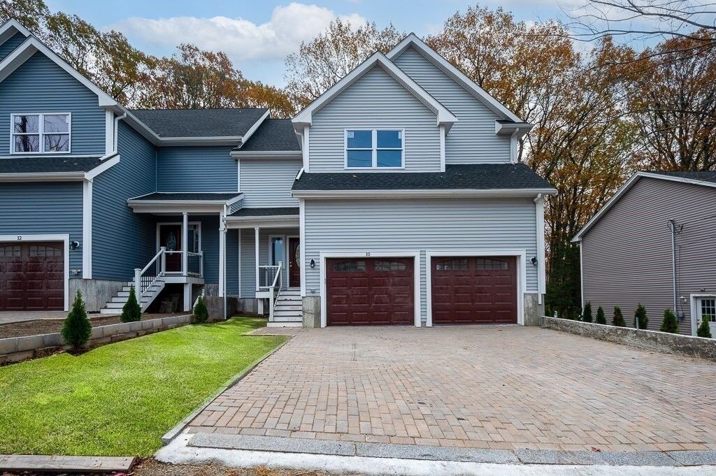 Property Photo: 10 Beale Street MA 01606