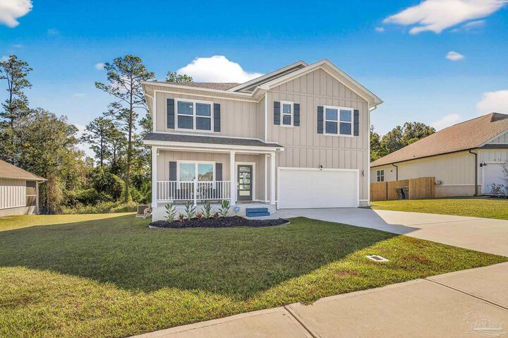 Property Photo: 6076 Rutherford Loop FL 32526