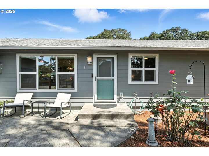 Property Photo:  3585 NE Brogden St  OR 97124 