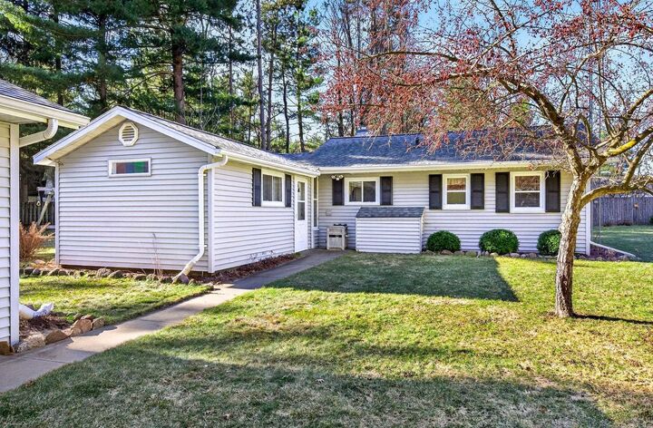 Property Photo:  N5326 Ronaldson Drive  WI 54984 