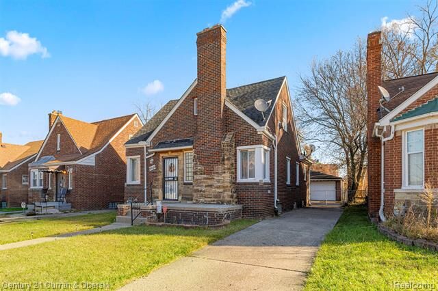 Property Photo:  18686 Prest Street  MI 48235 