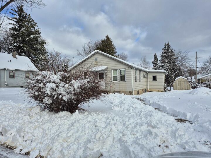 Property Photo:  31 South Willard Avenue  WI 53548 