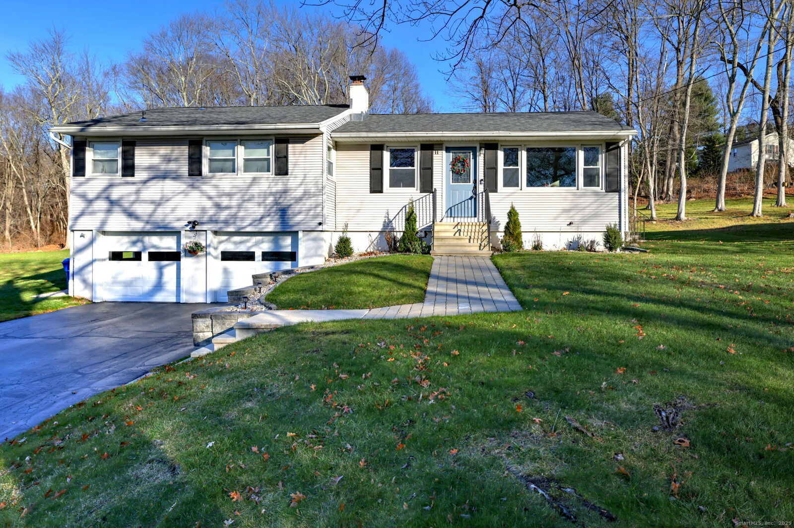 Property Photo:  11 Birchwood Road  CT 06472 