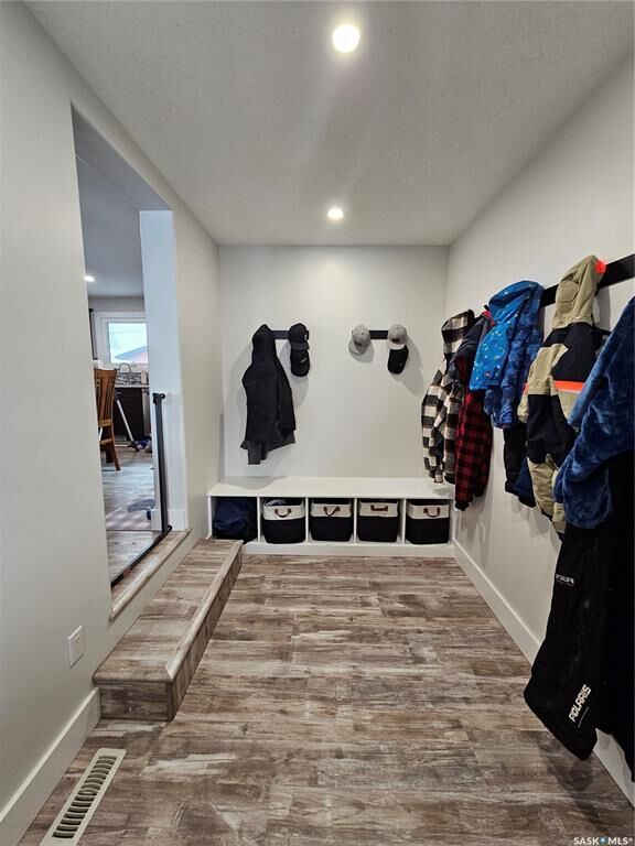 Property Photo: 373 2nd Avenue W SK S0K 4L0