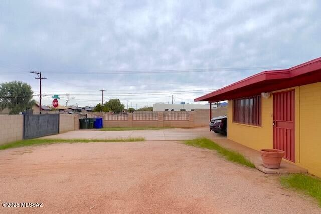 Property Photo:  5301 S Missiondale Road  AZ 85706 
