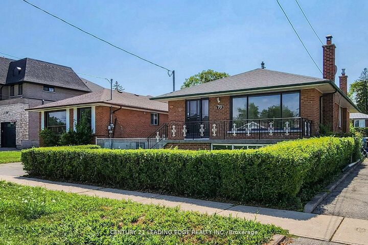 Property Photo:  70 Wexford Boulevard Bsmt  ON M1R 1L3 