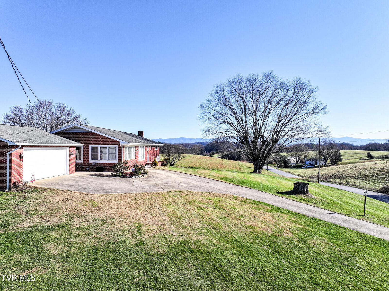 Property Photo:  440 Walkertown Road  TN 37616 