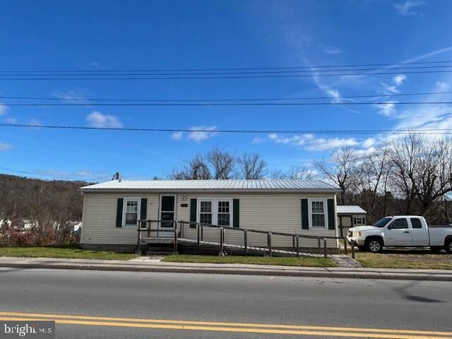 Property Photo: 211 N Main Street PA 17099