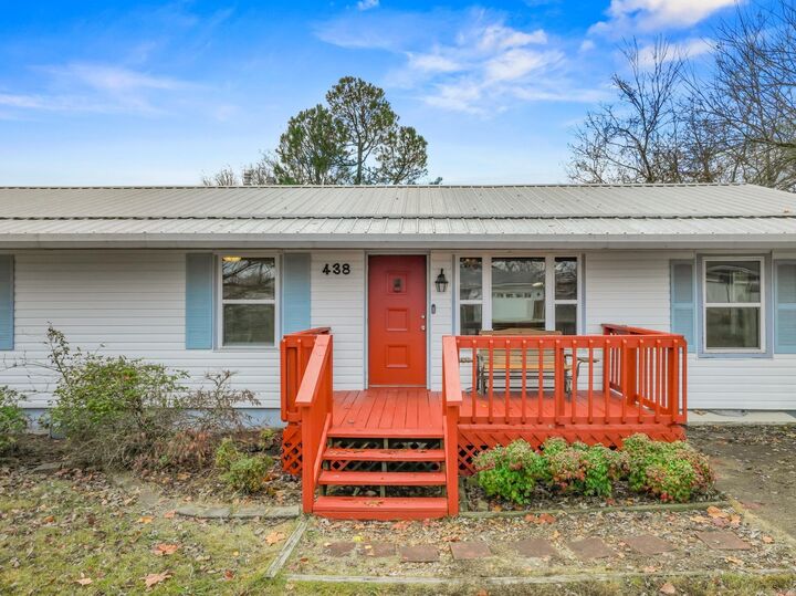 Property Photo: 438 Glenstone Drive AR 72653