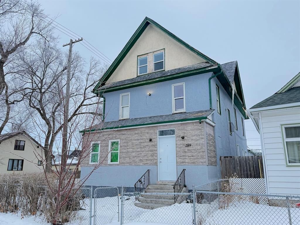 Photo de la propriété:  289 Manitoba Avenue  MB R1A 2Z2 