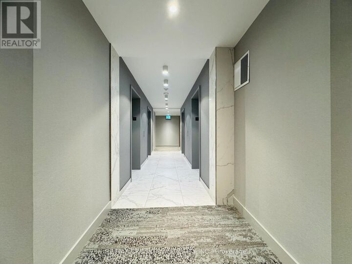 Property Photo:  1926 Lake Shore Drive West 1207  ON M6S 1A1 