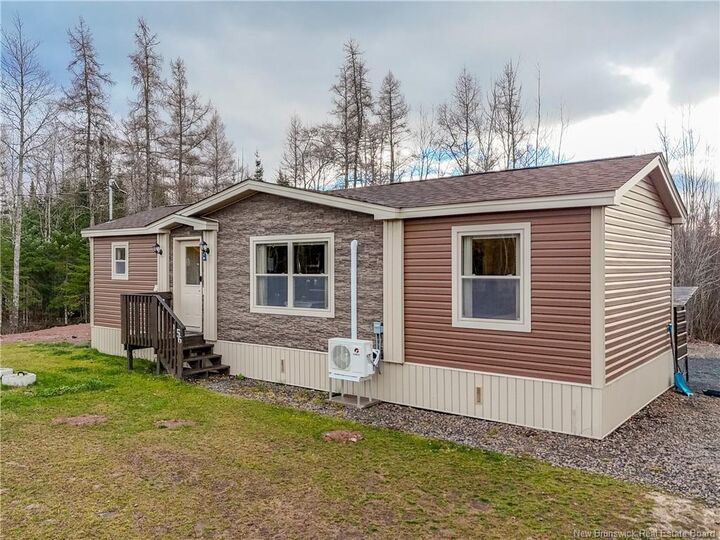 56 Clara Street  Rusagonis NB E3B 0T8 photo