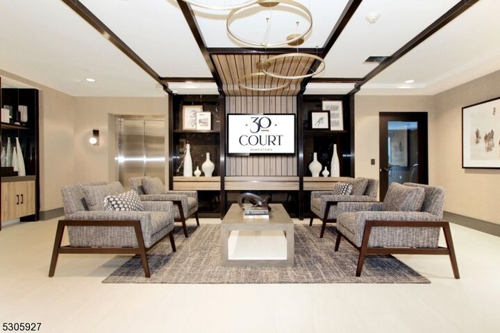 30 Court St   J 405  Morristown Town NJ 07960 photo
