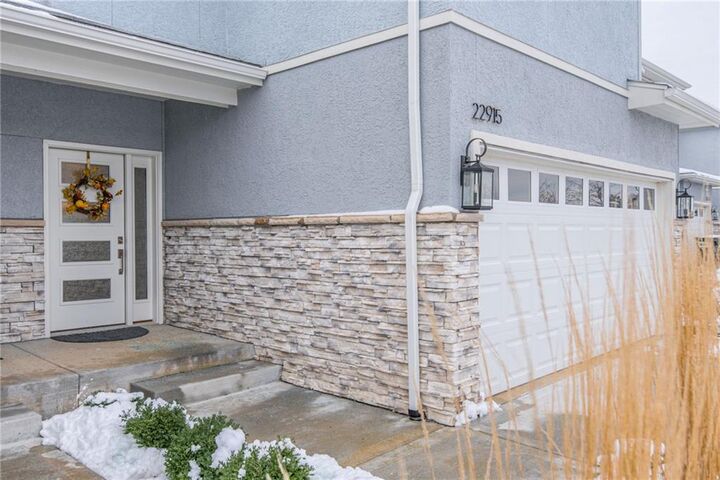 Property Photo:  22915 W 72nd Terrace  KS 66227 