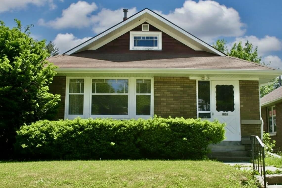 Property Photo:  708 W 6th Street  IA 50613 
