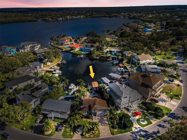 Property Photo:  110 Carlyle Circle  FL 34683 