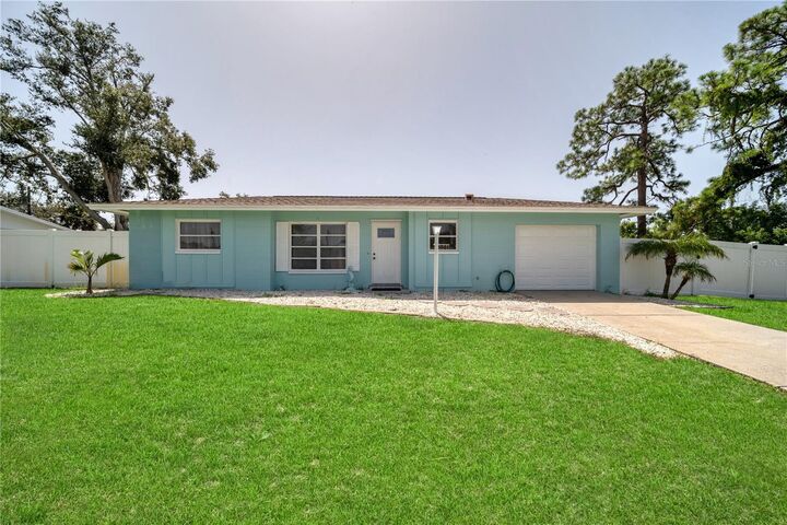 Property Photo: 881 Polaris Road FL 34293