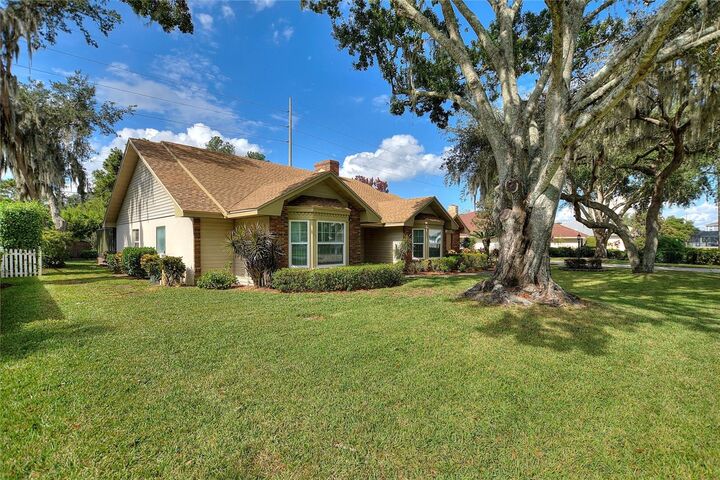 Property Photo: 20 Bridgewater Drive FL 33884