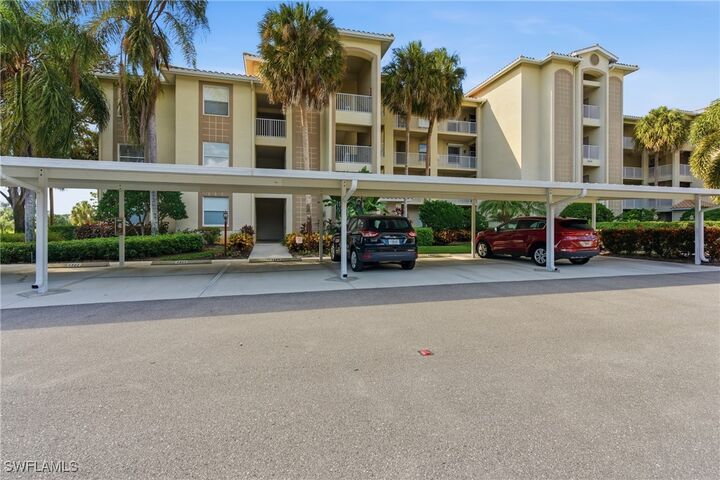 Property Photo:  9350 Highland Woods Boulevard 4202  FL 34135 