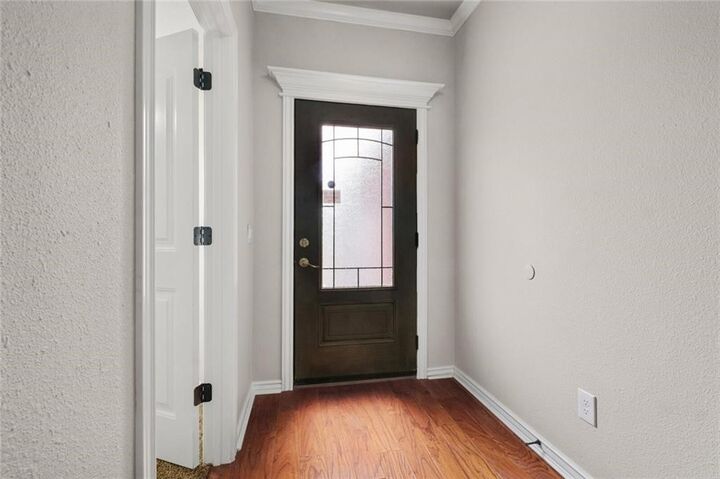 Property Photo:  904 SW Caprington Street  AR 72712 