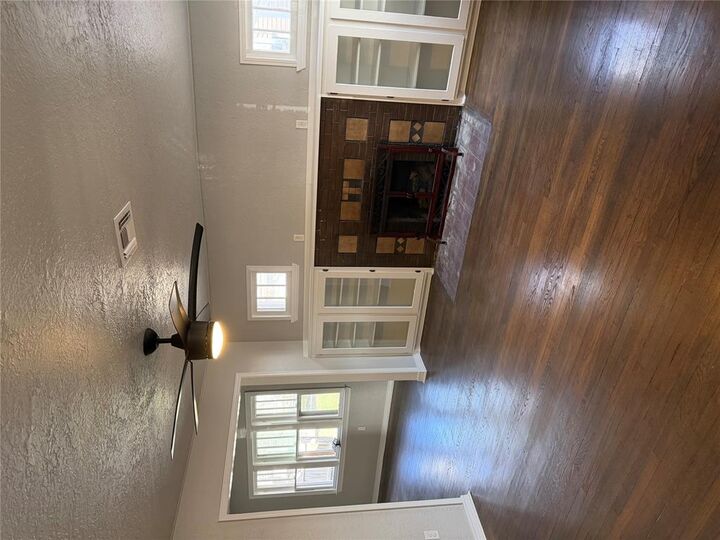 Property Photo: 828 S 16th Street OK 73018