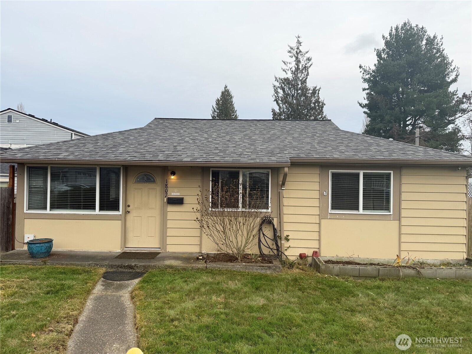 Property Photo: 1807 S Sprague Avenue WA 98405