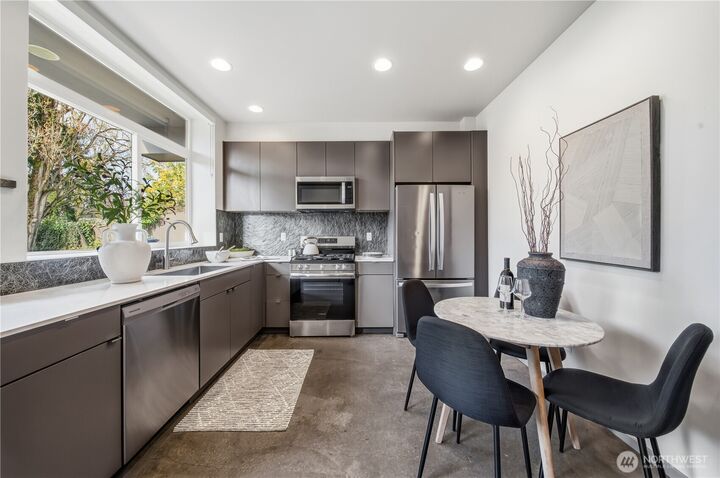 Property Photo:  5936 S 36th Avenue A  WA 98118 