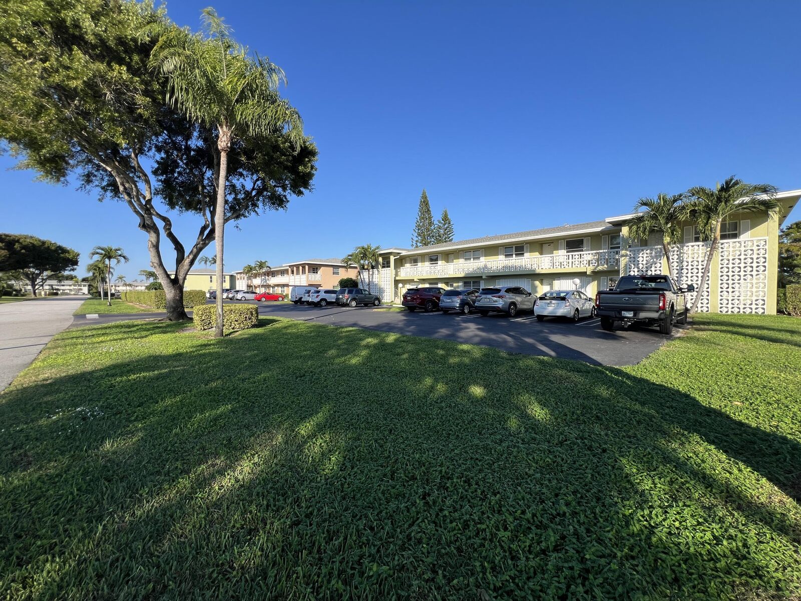 Property Photo: 1150 Boxwood Drive 202 FL 33445