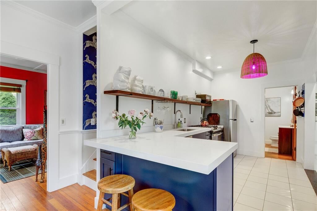 Property Photo:  24 Hunter Avenue  RI 02840 